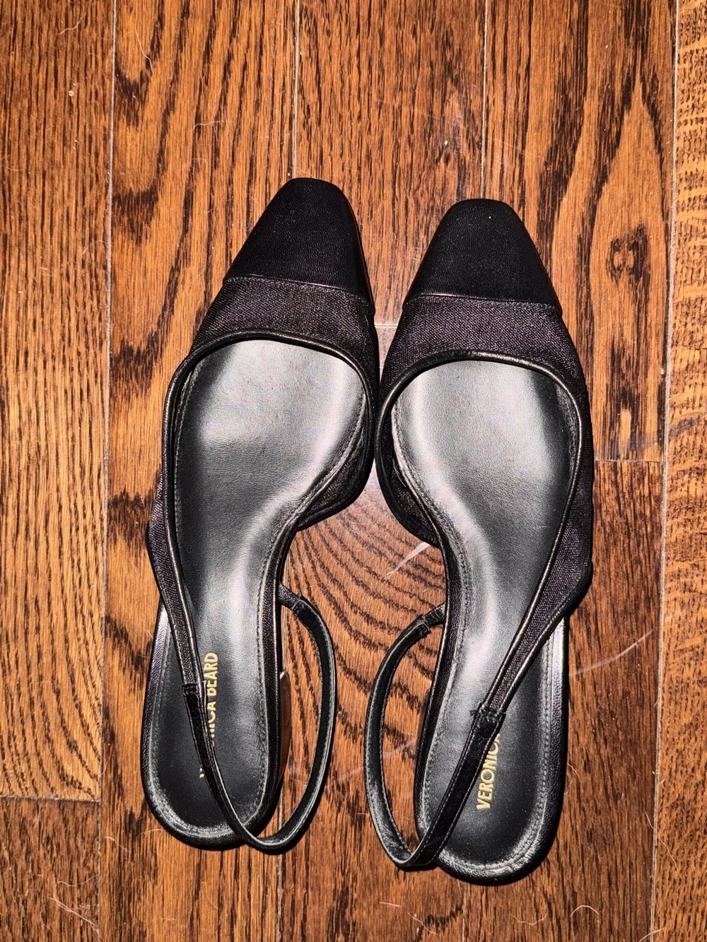 Like New 9.5 Veronica Beard Cecille Mesh Black Pointed Toe Slingback Flat